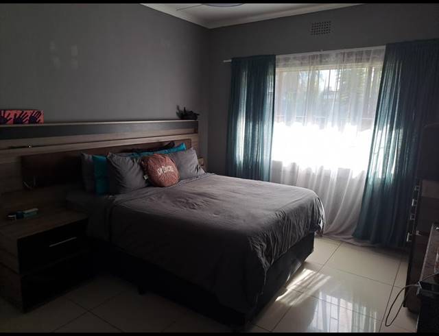 3 BEDROOM HOUSE FOR SALE IN PARKDENE